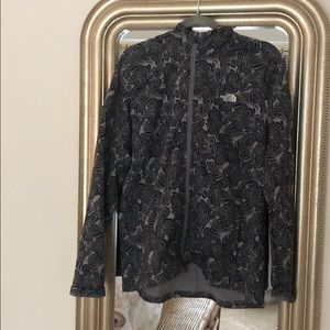 Fun printed NorthFace pullover